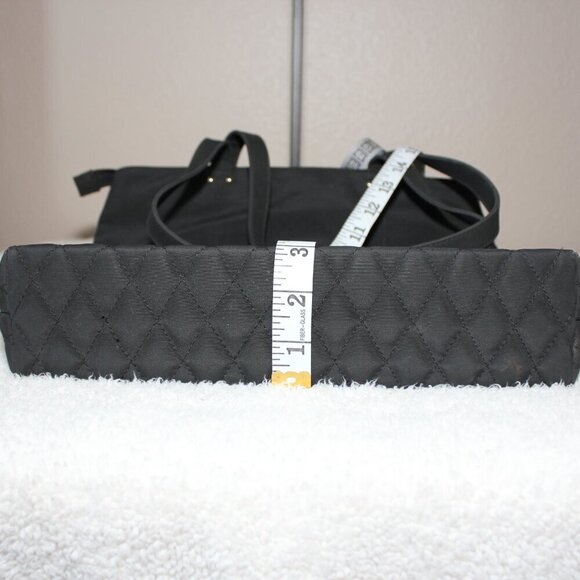 St. John Womens Nylon Quilted Shoulder Bag Black Gold Hardware Classic - Picture 6 of 9